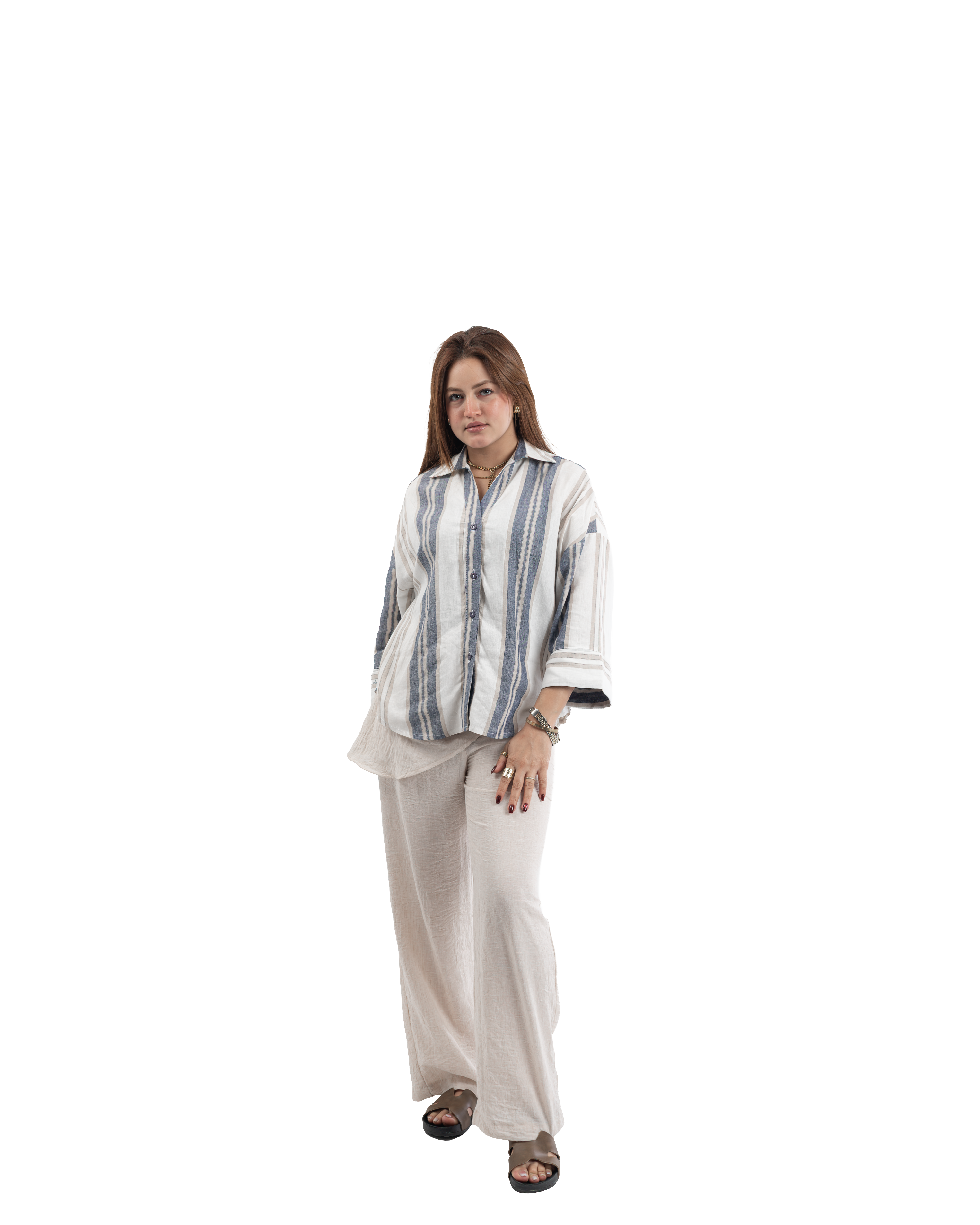 Model wearing Cassillia